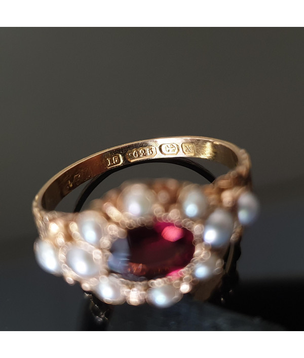 Crimson Heart: Victorian Garnet and Pearl Ring in 15K Yellow Gold
