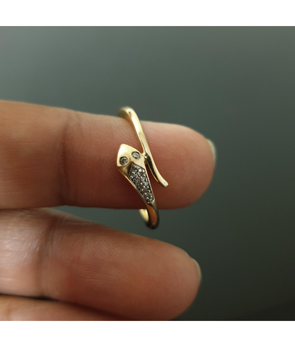 Bright Eyes: Vintage Diamond Snake Ring in 10K YG