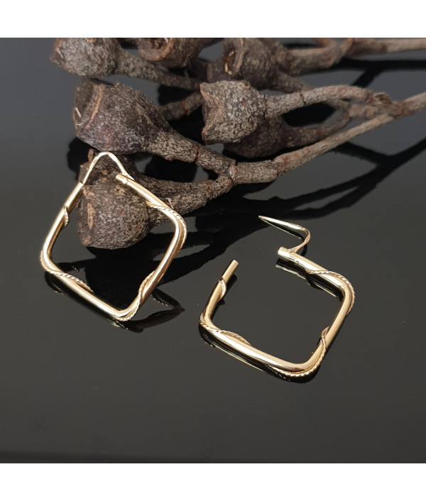Golden Vines: Vintage Square Hoop Earrings 9K Yellow Gold Golden Vines: Vintage Square Hoop Earrings 9K Yellow Gold