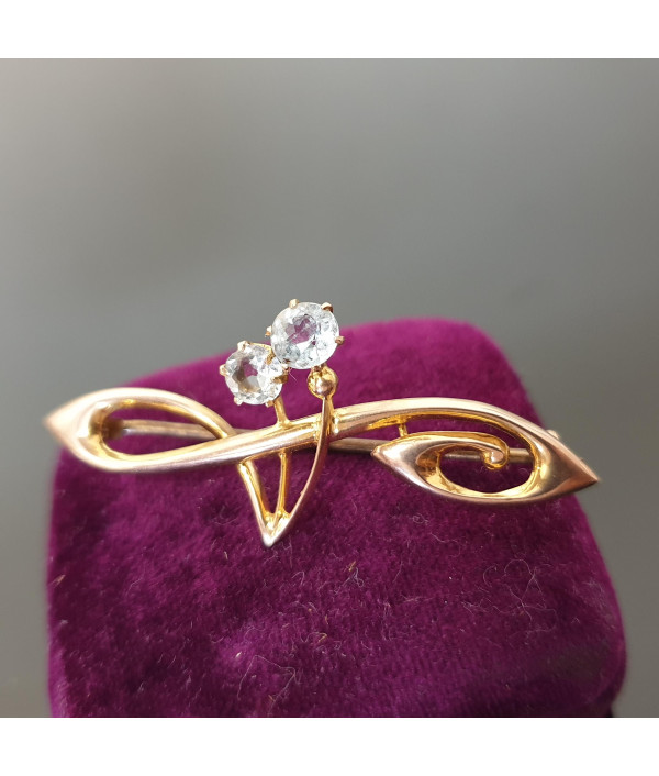 Sold! Topaz Melody: Art Nouveau Brooch in 9K Yellow Gold Sold! Topaz Melody: Art Nouveau Brooch in 9K Yellow Gold