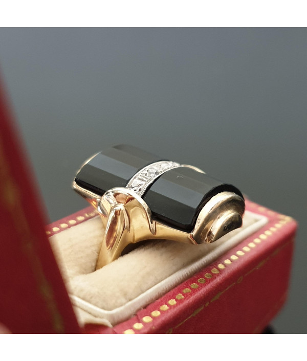 Captivating Column: Art Deco Onyx and Diamond Ring in 10k YG Captivating Column: Art Deco Onyx and Diamond Ring in 10k YG