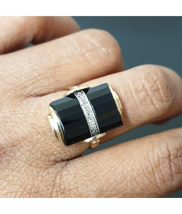 Captivating Column: Art Deco Onyx and Diamond Ring in 10k YG Captivating Column: Art Deco Onyx and Diamond Ring in 10k YG