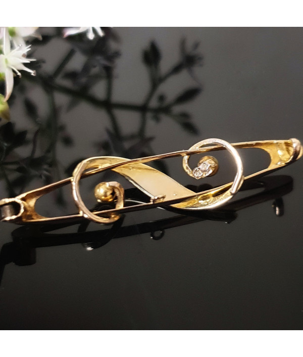Victorian Seed Pearl Brooch in 9K Gold Victorian Seed Pearl Brooch in 9K Gold