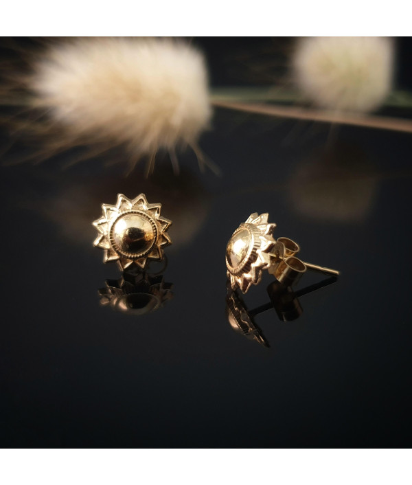 "Sun" Stud Earrings in 9K Yellow Gold "Sun" Stud Earrings in 9K Yellow Gold