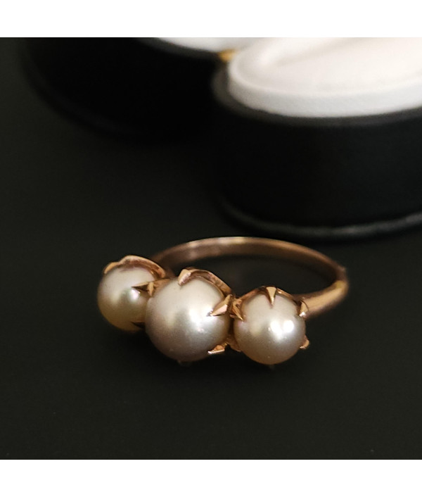 Vintage Triple Pearl Ring in 9k Yellow G...
