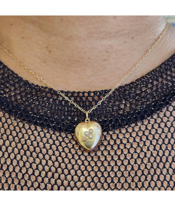 Victorian Puffy Heart Pendant in 15K Gold Victorian Puffy Heart Pendant in 15K Gold