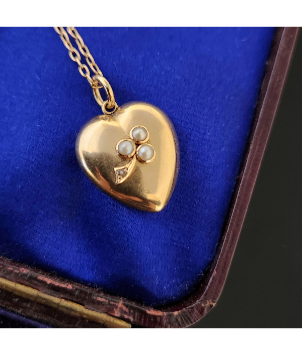 Victorian Puffy Heart Pendant in 15K Gold Victorian Puffy Heart Pendant in 15K Gold