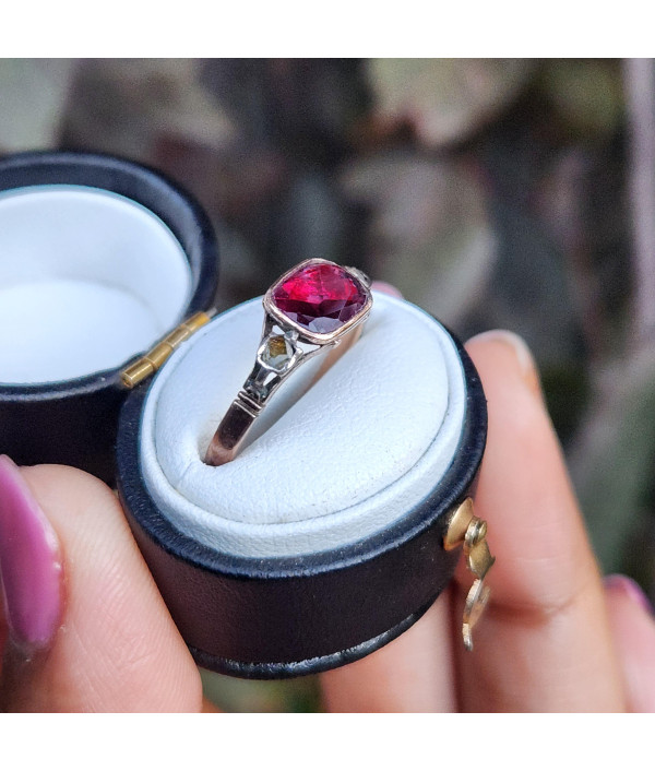 Georgian Foil-backed Flat Cut Garnet Ring in 12K Gold Georgian Foil-backed Flat Cut Garnet Ring in 12K Gold