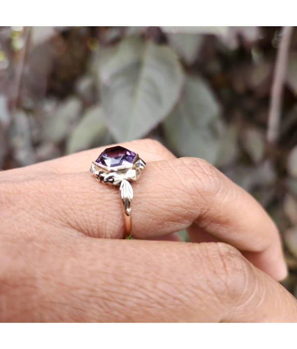 Arts and Crafts Amethyst Ring in 9K Rose Gold Arts and Crafts Amethyst Ring in 9K Rose Gold