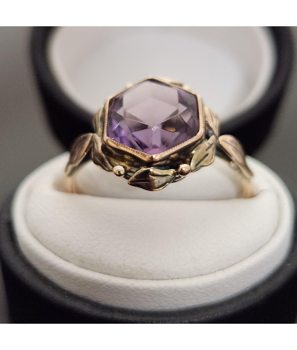 Arts and Crafts Amethyst Ring in 9K Rose Gold Arts and Crafts Amethyst Ring in 9K Rose Gold
