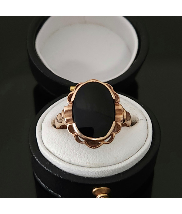 Vintage Onyx Ring in 9k Rose Gold