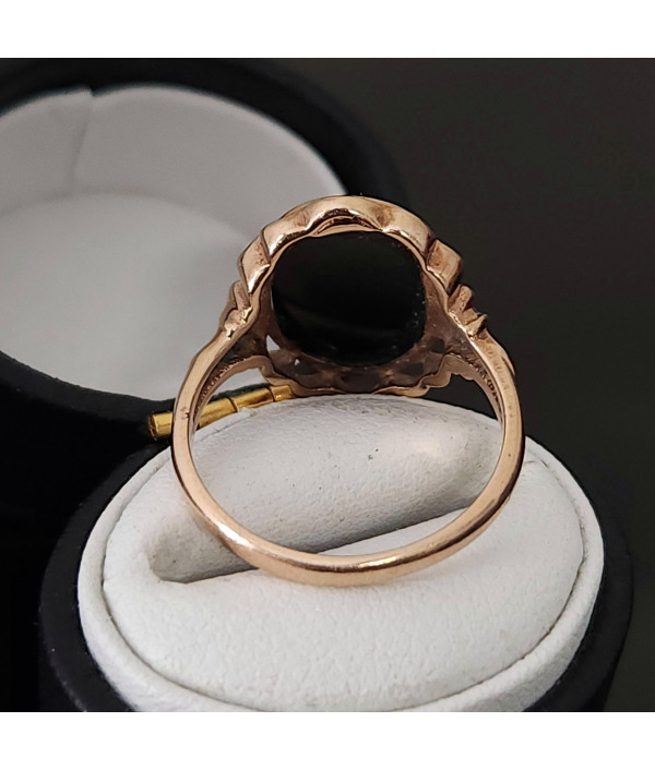 Vintage Onyx Ring in 9k Rose Gold