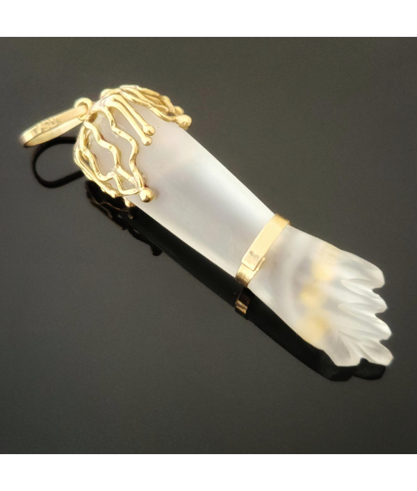 Vintage Rock Crystal Figa Pendant in 18k Yellow Gold Vintage Rock Crystal Figa Pendant in 18k Yellow Gold