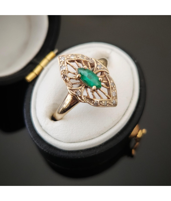 Emerald And Diamond Ring in 9K Yellow Gold Emerald And Diamond Ring in 9K Yellow Gold