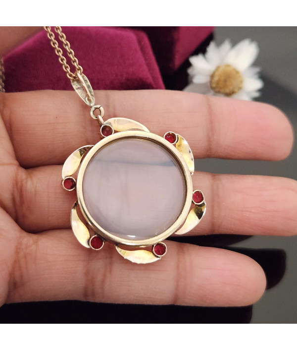 Antique Double Sided Photo Locket in 9ct gold Antique Double Sided Photo Locket in 9ct gold
