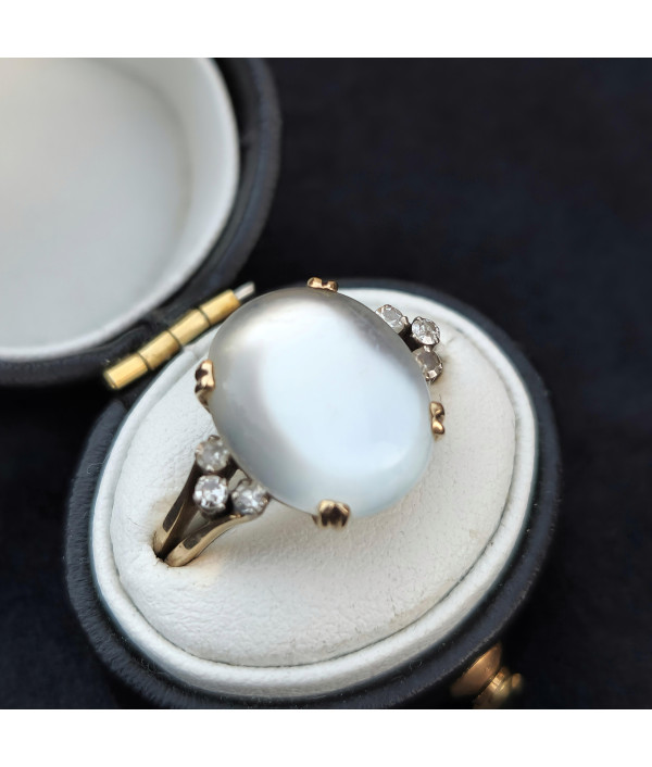 Art Deco Moonstone and Diamond Ring in 14k Gold Art Deco Moonstone and Diamond Ring in 14k Gold