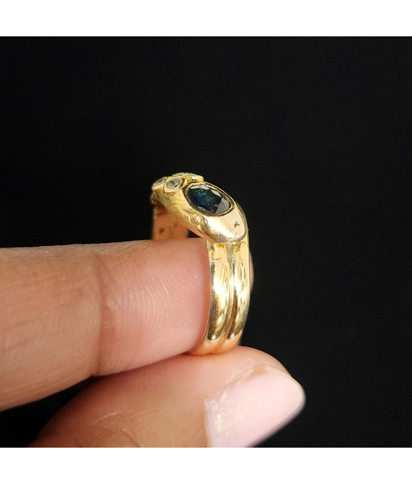 Sapphire and Diamond Serpent Ring in 18k Yellow Gold