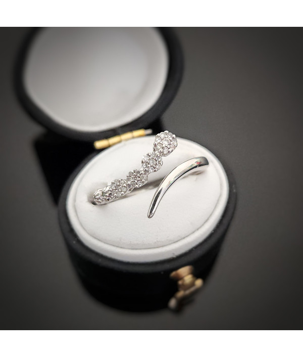 Vintage 10K White Gold Diamond Daisy Ope...