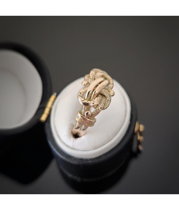 Edwardian Lover’s Knot Ring in 9K Warm Yellow Gold