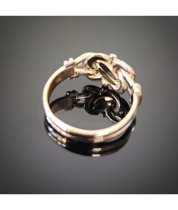 Edwardian Lover’s Knot Ring in 9K Warm Yellow Gold