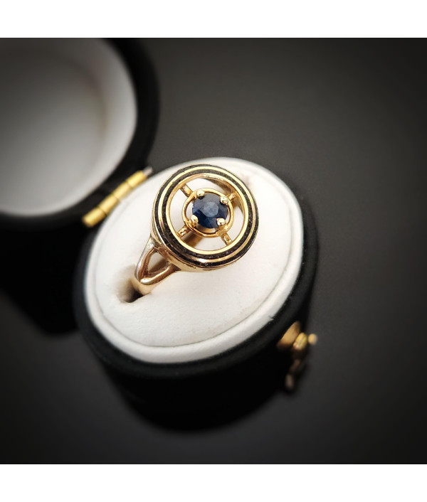 Vintage 10K Gold Sapphire Target Ring with Black Enamel Vintage 10K Gold Sapphire Target Ring with Black Enamel