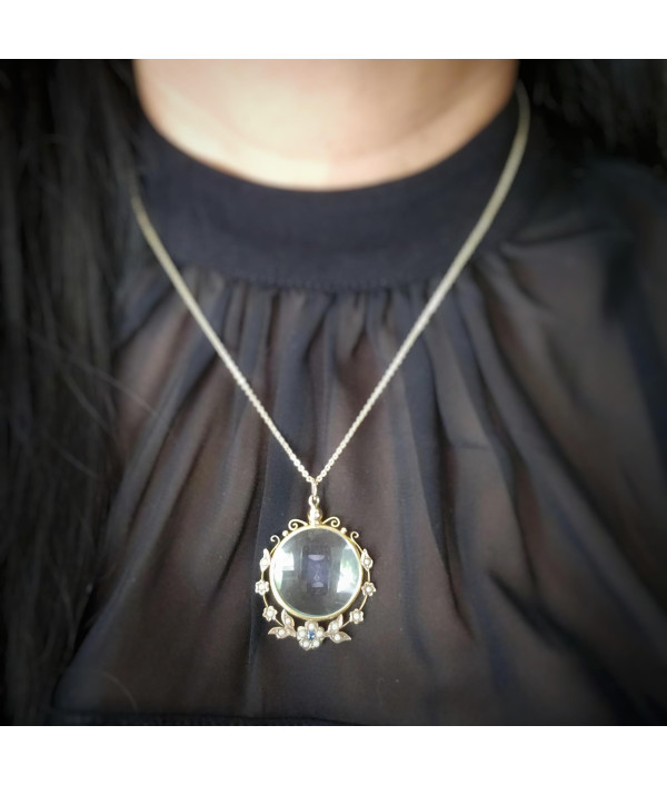 Edwardian Double-Sided Photo Locket in 9K Yellow Gold 