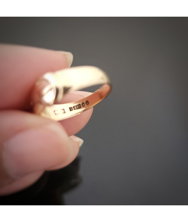1960s Buckle Ring in 9K Yellow Gold 1960s Buckle Ring in 9K Yellow Gold