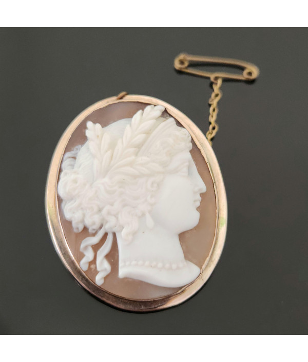 Antique 9ct Gold Shell Cameo Brooch (c. ...