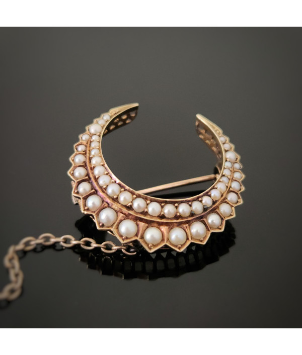 Victorian 18ct Gold Pearl Crescent Moon Brooch – c.1890 Victorian 18ct Gold Pearl Crescent Moon Brooch – c.1890