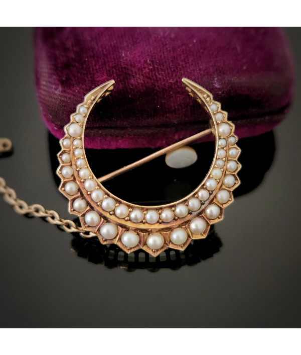 Victorian 18ct Gold Pearl Crescent Moon Brooch – c.1890 Victorian 18ct Gold Pearl Crescent Moon Brooch – c.1890