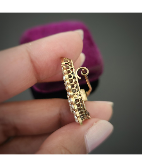 Victorian 18ct Gold Pearl Crescent Moon Brooch – c.1890 Victorian 18ct Gold Pearl Crescent Moon Brooch – c.1890