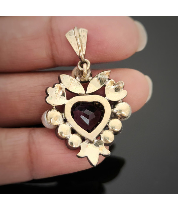 Early 20th Century Amethyst, Pearl & Rose-Cut Diamond Pendant in 15ct Gold and Silver Early 20th Century Amethyst, Pearl & Rose-Cut Diamond Pendant in 15ct Gold and Silver