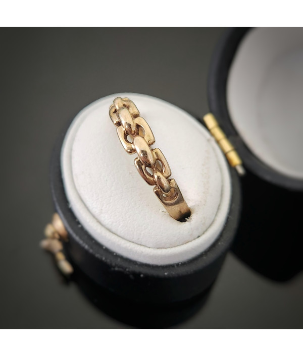 Chain Link Stacker Ring in 9K Yellow Gold Chain Link Stacker Ring in 9K Yellow Gold