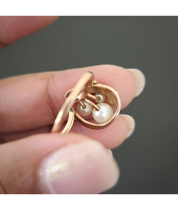 Pearl Cluster Ring In 9k Yellow Gold Pearl Cluster Ring In 9k Yellow Gold
