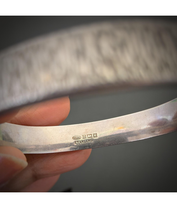 Vintage Textured Sterling Silver Bangle – C.P.S, Birmingham 1971 Vintage Textured Sterling Silver Bangle – C.P.S, Birmingham 1971