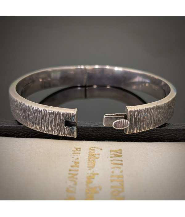 Vintage Textured Sterling Silver Bangle – C.P.S, Birmingham 1971 Vintage Textured Sterling Silver Bangle – C.P.S, Birmingham 1971