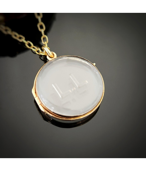 Edwardian Bevelled Rock Crystal Photo Locket in 14k Gold Edwardian Bevelled Rock Crystal Photo Locket in 14k Gold