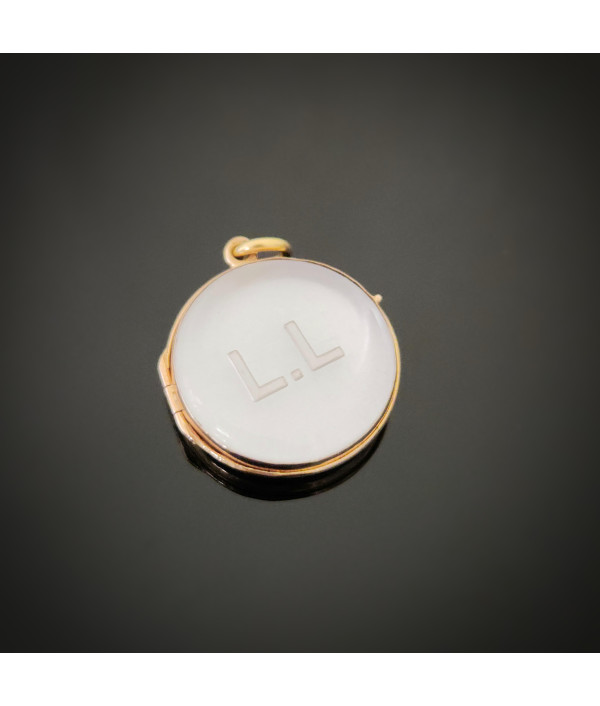 Edwardian Bevelled Rock Crystal Photo Locket in 14k Gold Edwardian Bevelled Rock Crystal Photo Locket in 14k Gold