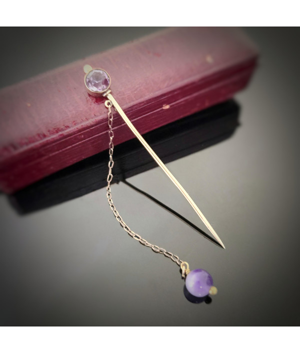 Antique Old-Cut Amethyst Stickpin in 9ct Rose Gold Antique Old-Cut Amethyst Stickpin in 9ct Rose Gold