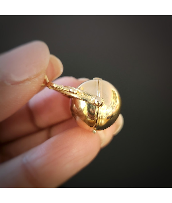 Vintage 9ct Gold Spherical Swivel Photo Locket Vintage 9ct Gold Spherical Swivel Photo Locket