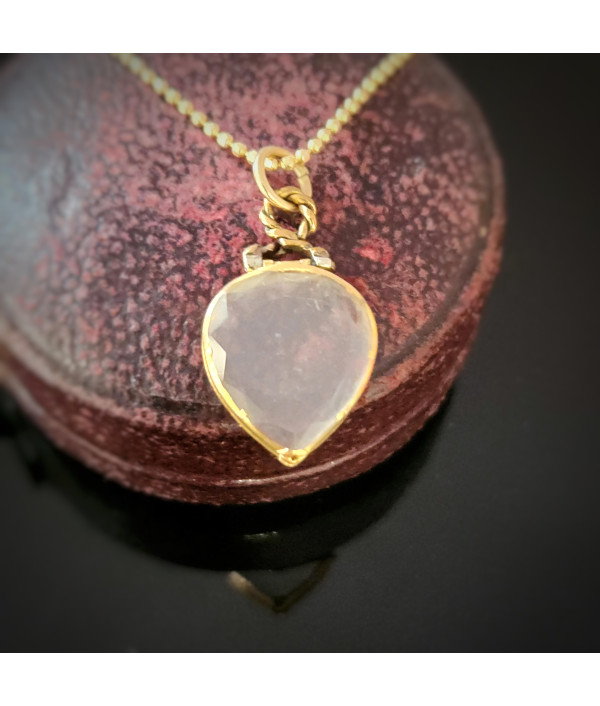 Georgian Heart Shaped Mini Locket in 18k Gold Georgian Heart Shaped Mini Locket in 18k Gold