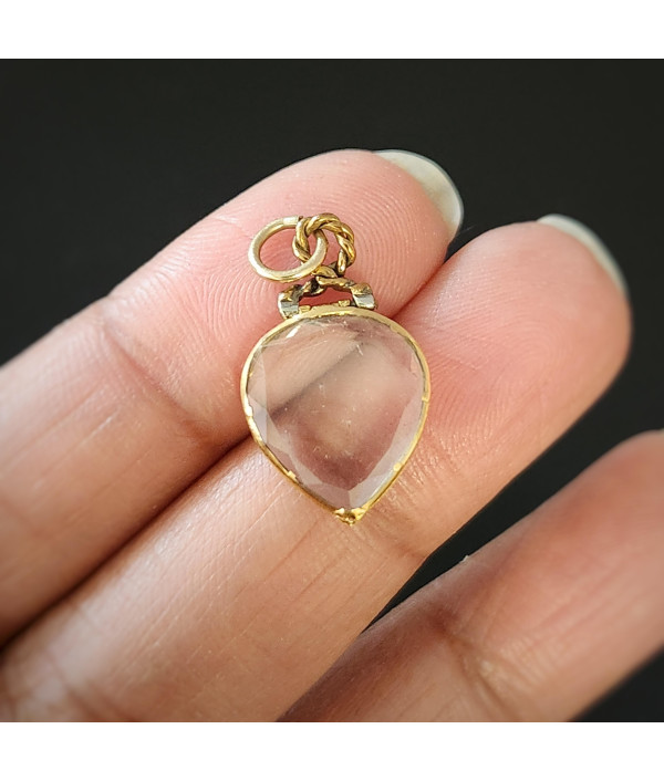 Georgian Heart Shaped Mini Locket in 18k Gold Georgian Heart Shaped Mini Locket in 18k Gold