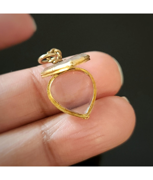 Georgian Heart Shaped Mini Locket in 18k Gold Georgian Heart Shaped Mini Locket in 18k Gold