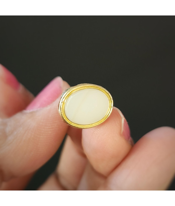 Victorian 9ct Gold Mini Fob Seal with Chalcedony Face Victorian 9ct Gold Mini Fob Seal with Chalcedony Face