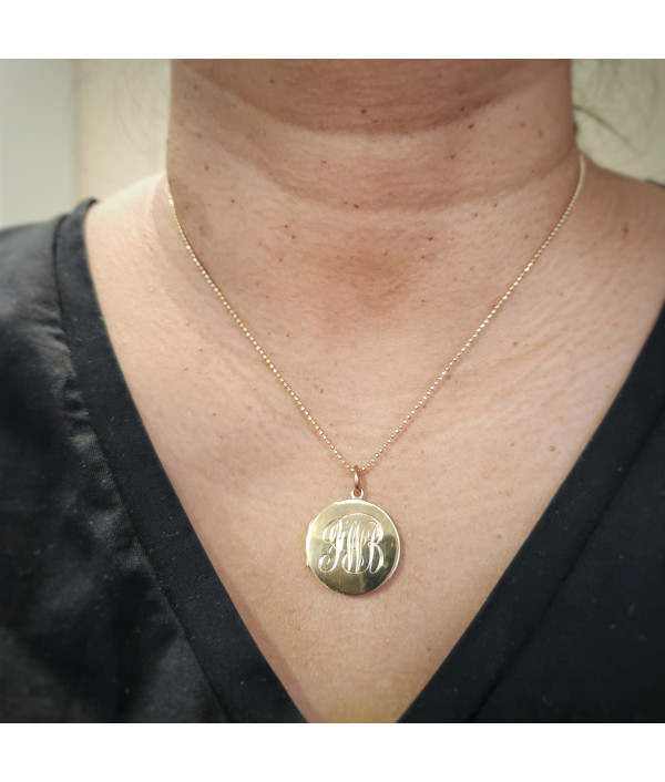Edwardian 9ct Gold Round Photo Locket – Birmingham 1908 Edwardian 9ct Gold Round Photo Locket – Birmingham 1908