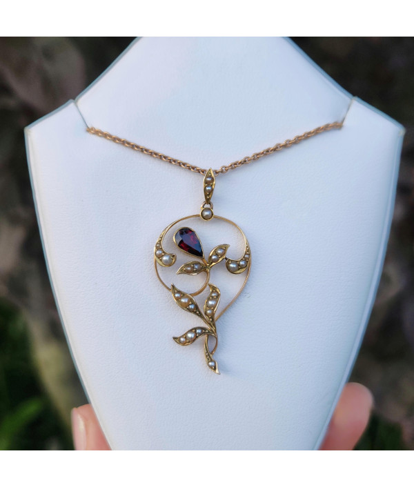 Art Nouveau Garnet and Seed Pearl Pendant in 9k Yellow Gold Art Nouveau Garnet and Seed Pearl Pendant in 9k Yellow Gold