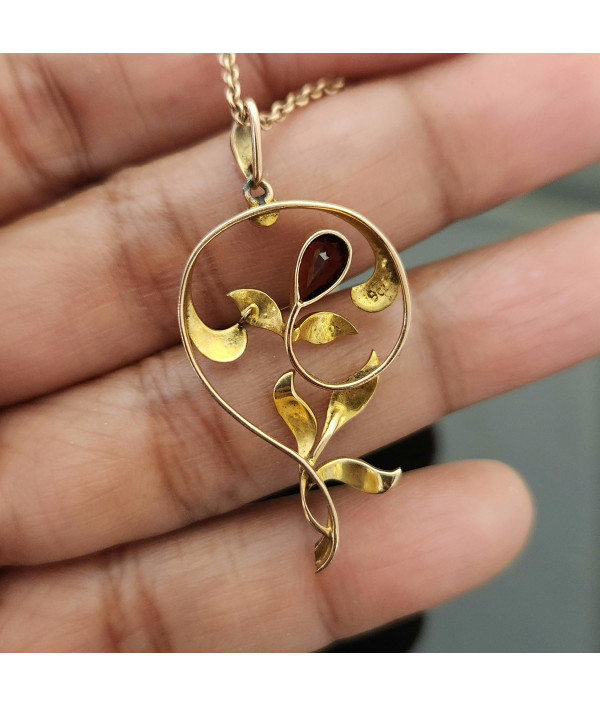 Art Nouveau Garnet and Seed Pearl Pendant in 9k Yellow Gold Art Nouveau Garnet and Seed Pearl Pendant in 9k Yellow Gold