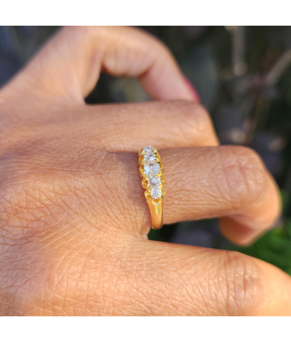 Victorian Five Stone OMC Diamond Ring in 18K Yellow Gold Victorian Five Stone OMC Diamond Ring in 18K Yellow Gold