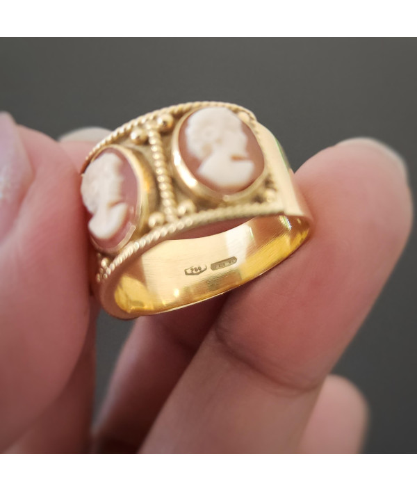 Vintage Triple Cameo Ring Elegant Neoclassical Revival in 18K Gold Vintage Triple Cameo Ring Elegant Neoclassical Revival in 18K Gold