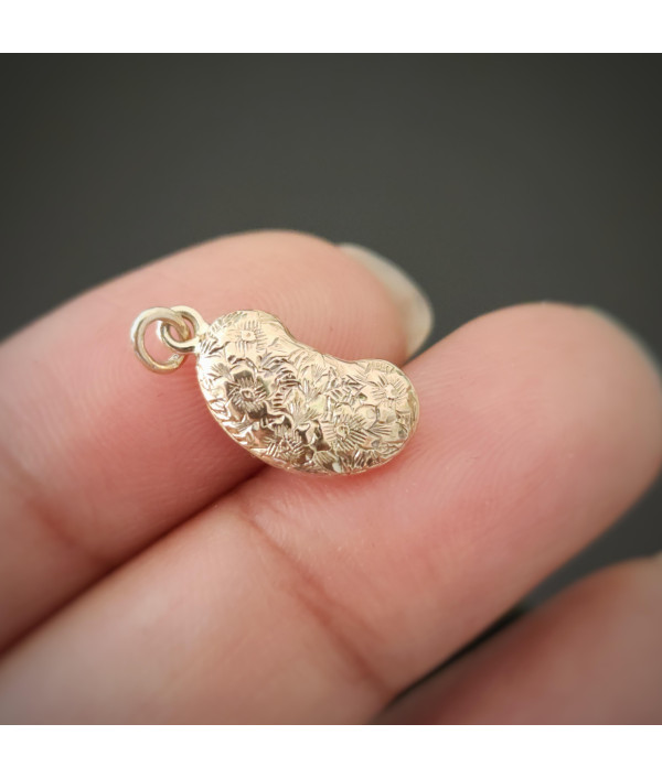 Victorian 9ct Gold Mini Lucky Bean Charm – Chester 1898 Victorian 9ct Gold Mini Lucky Bean Charm – Chester 1898